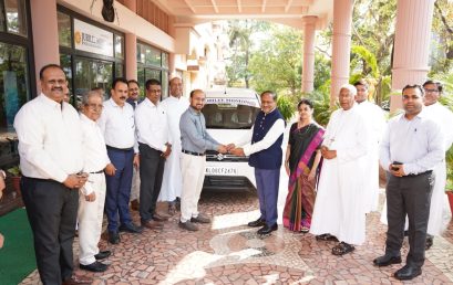 Donation of Wagon R VXI for Jubilee @ Home of Jubilee Mission Medical College & Research Institute, Thrissur